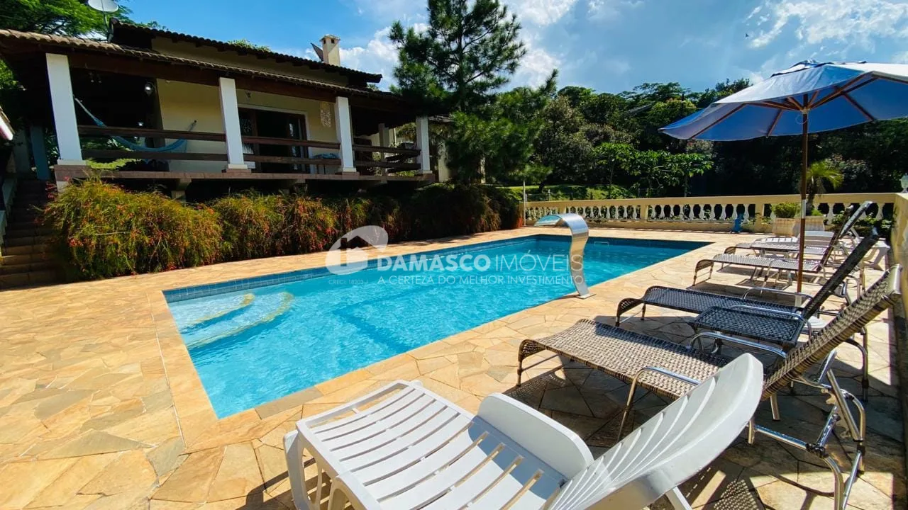 Chácara à venda 4 Quartos, 2 Suítes, Guaxanduva, Piracaia  - SP