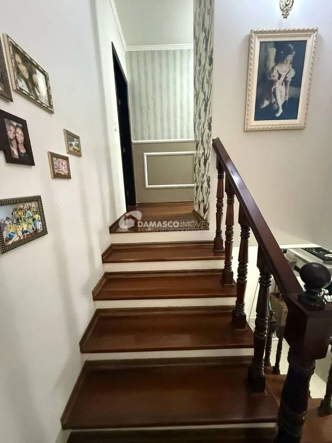 Sobrado à venda 3 Quartos, 1 Suite, 2 Vagas, 204M², Sítio da Figueira, São Paulo - SP