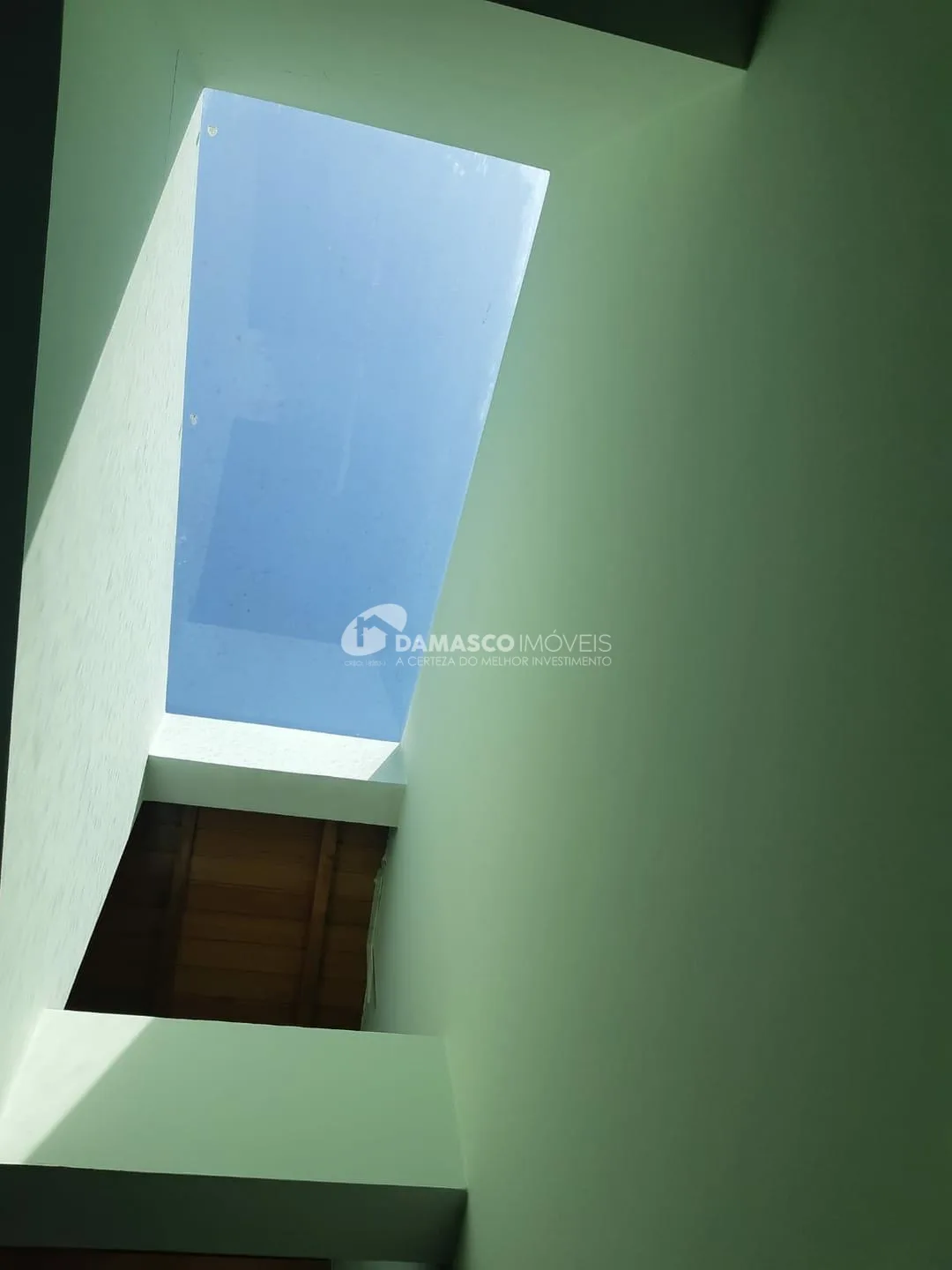 Sobrado à venda 4 Quartos, 4 Suites, 6 Vagas, 254M², Vila Floresta, Santo André - SP