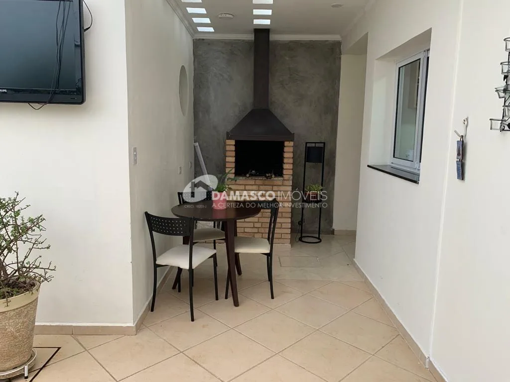 Sobrado à venda 3 Quartos, 1 Suite, 4 Vagas, 220M², Santa Maria, São Caetano do Sul - SP