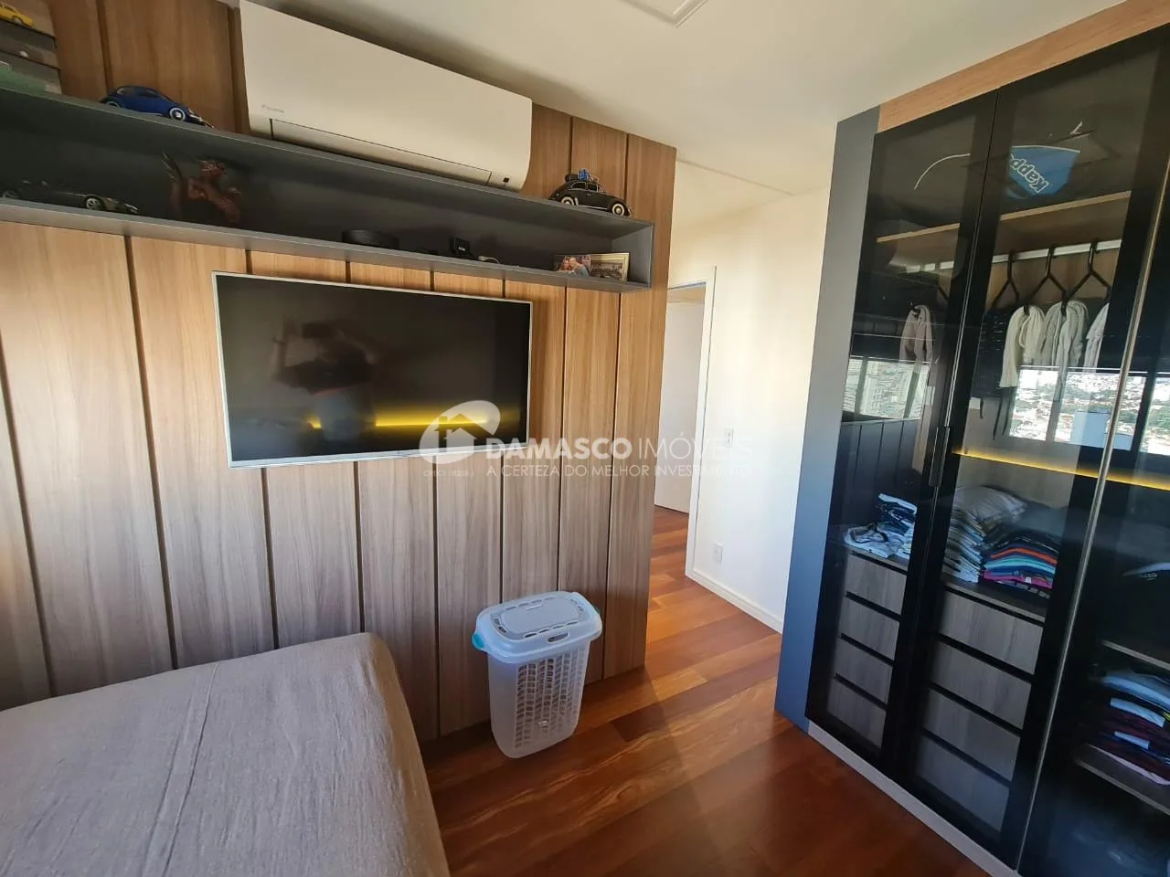 Apartamento à venda 3 Quartos, 3 Suites, 2 Vagas, 160M², Vila Mariana, São Paulo - SP 