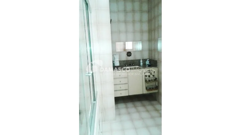 Sobrado à venda 4 Quartos, 4 Suites, 9 Vagas, 800M², Campestre, Santo André - SP