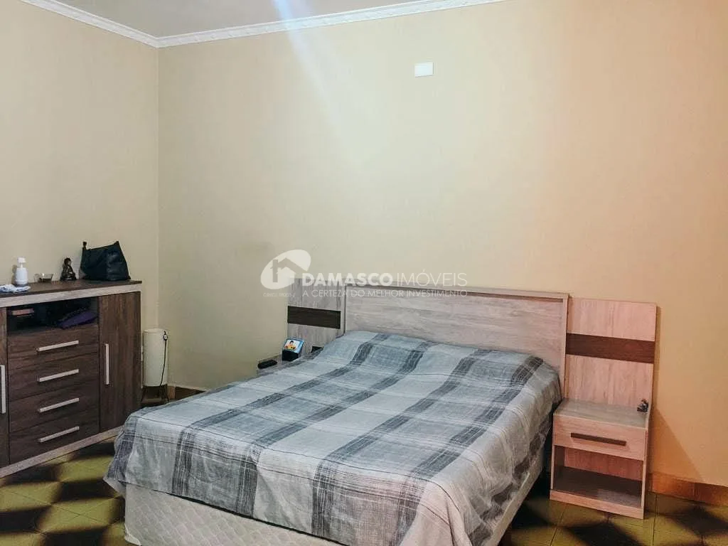 Casa à venda 4 Quartos, 1 Vaga, 224M², Cerâmica, São Caetano do Sul - SP