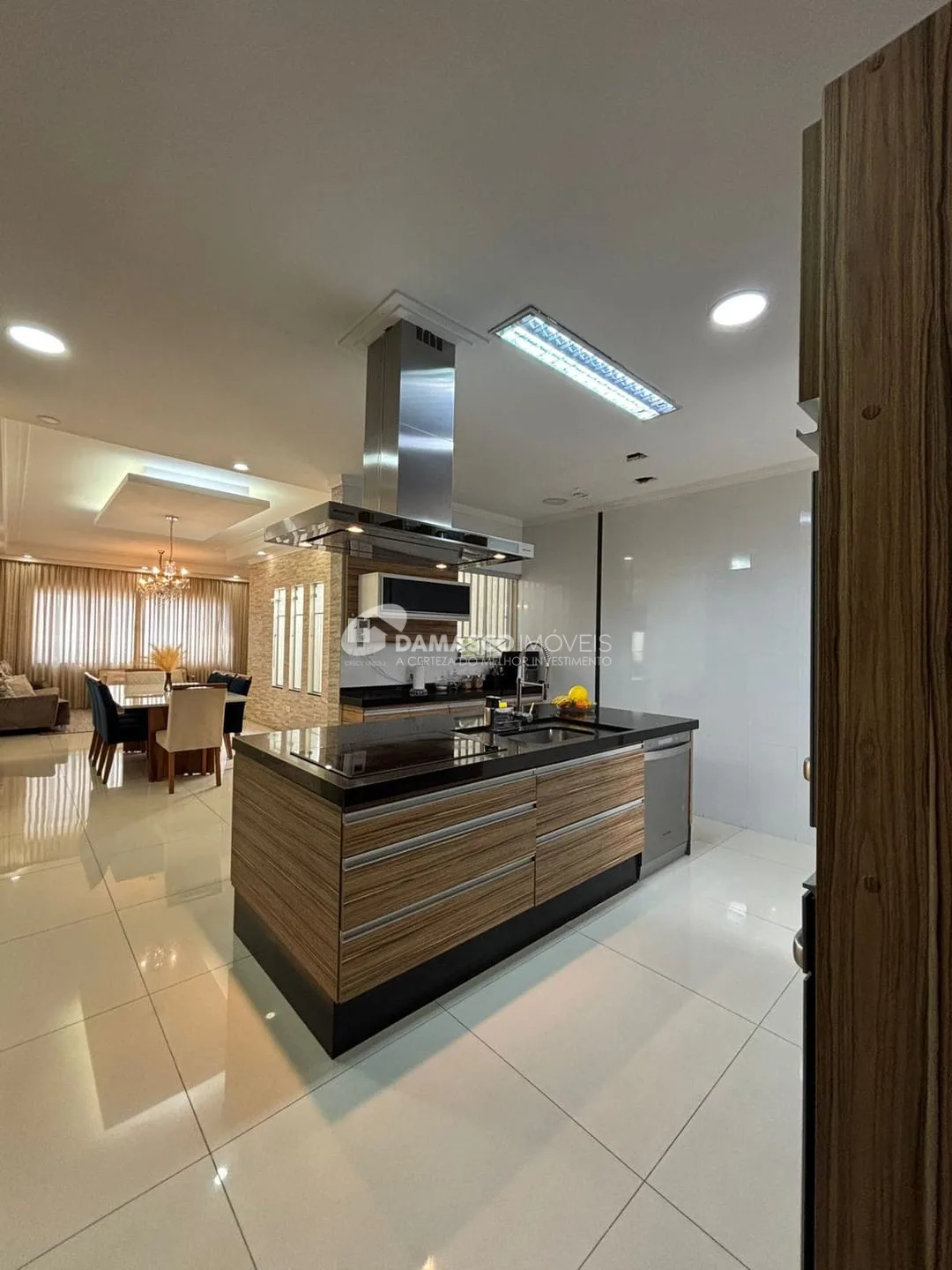 Casa Assobradada à Venda – Bairro Nova Gerty, São Caetano do Sul