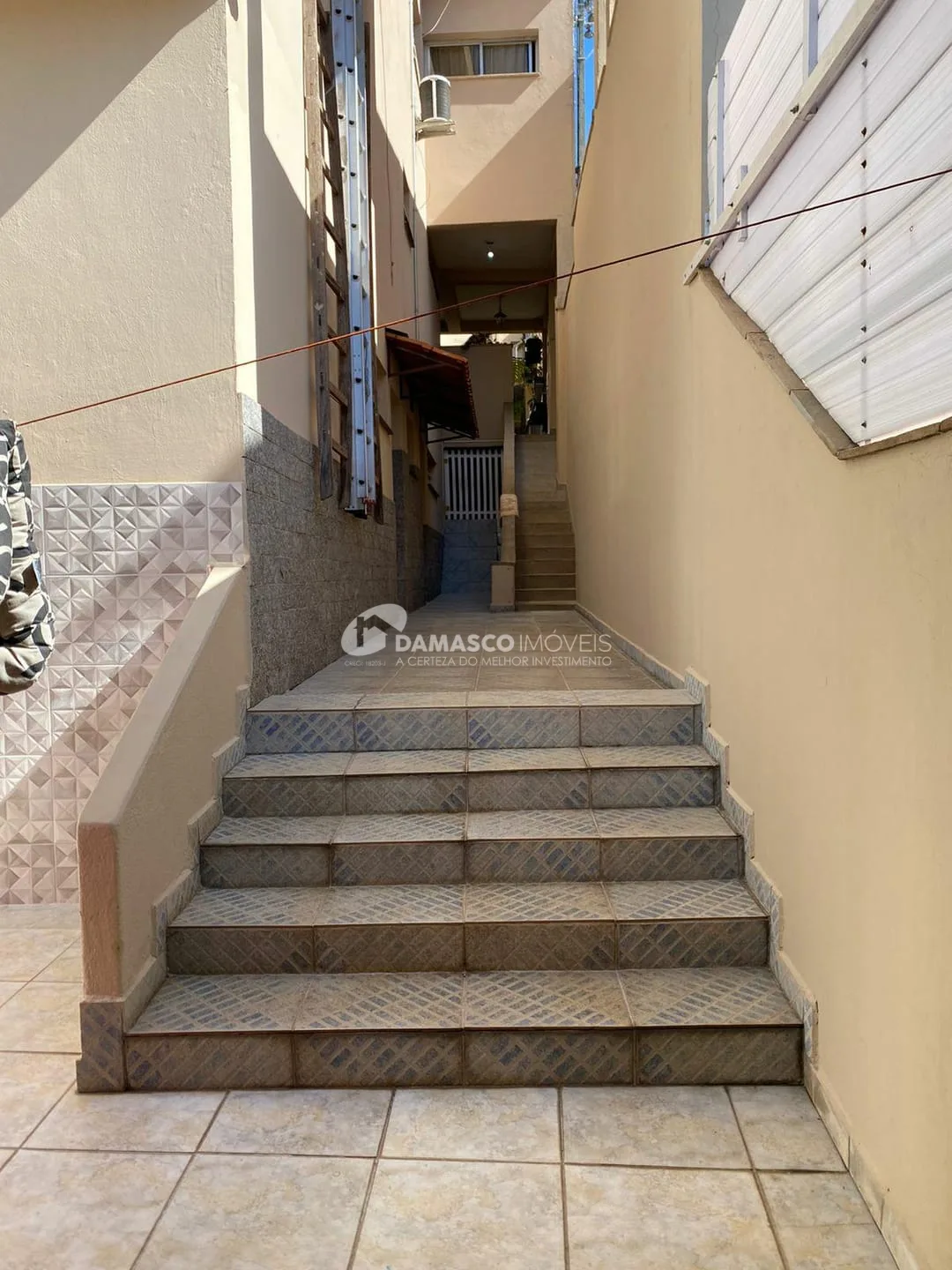 Sobrado à venda 4 Quartos, 1 Suite, 2 Vagas, 310M², Olímpico, São Caetano do Sul - SP