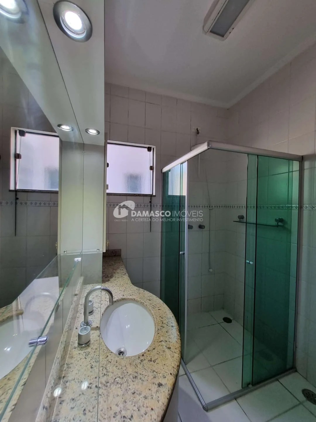 Sobrado à venda 3 Quartos, 3 Suites, 4 Vagas, 221M², Olímpico, São Caetano do Sul - SP