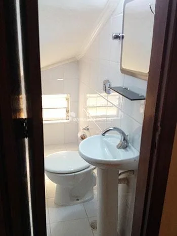 Sobrado à venda 3 Quartos, 1 Suite, 2 Vagas, Santa Terezinha, São Bernardo do Campo - SP