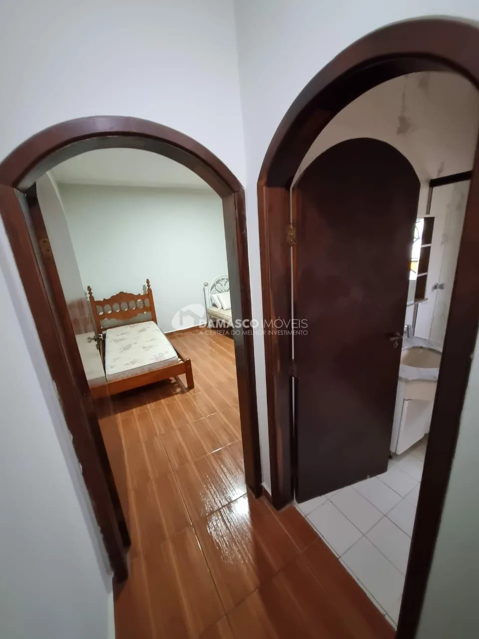 Sobrado à venda 4 Quartos, 2 Suites, 8 Vagas, Rudge Ramos, São Bernardo do Campo - SP