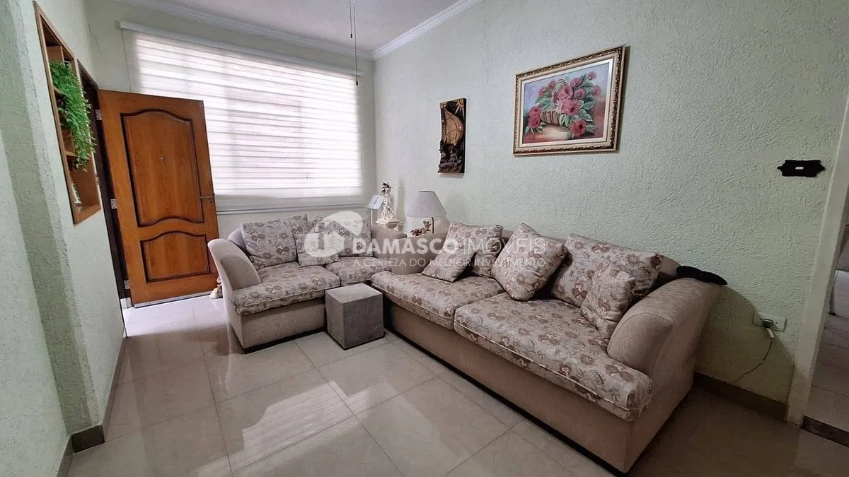 IMÓVEL TÉRREO NO BAIRRO SANTA PAULA COM DUAS CASAS E SALÃO COML