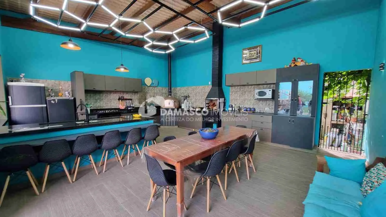 Casa de alto padrão à venda no Osvaldo Cruz | 442 m² | 3 dormitórios | Piscina | 4 vagas