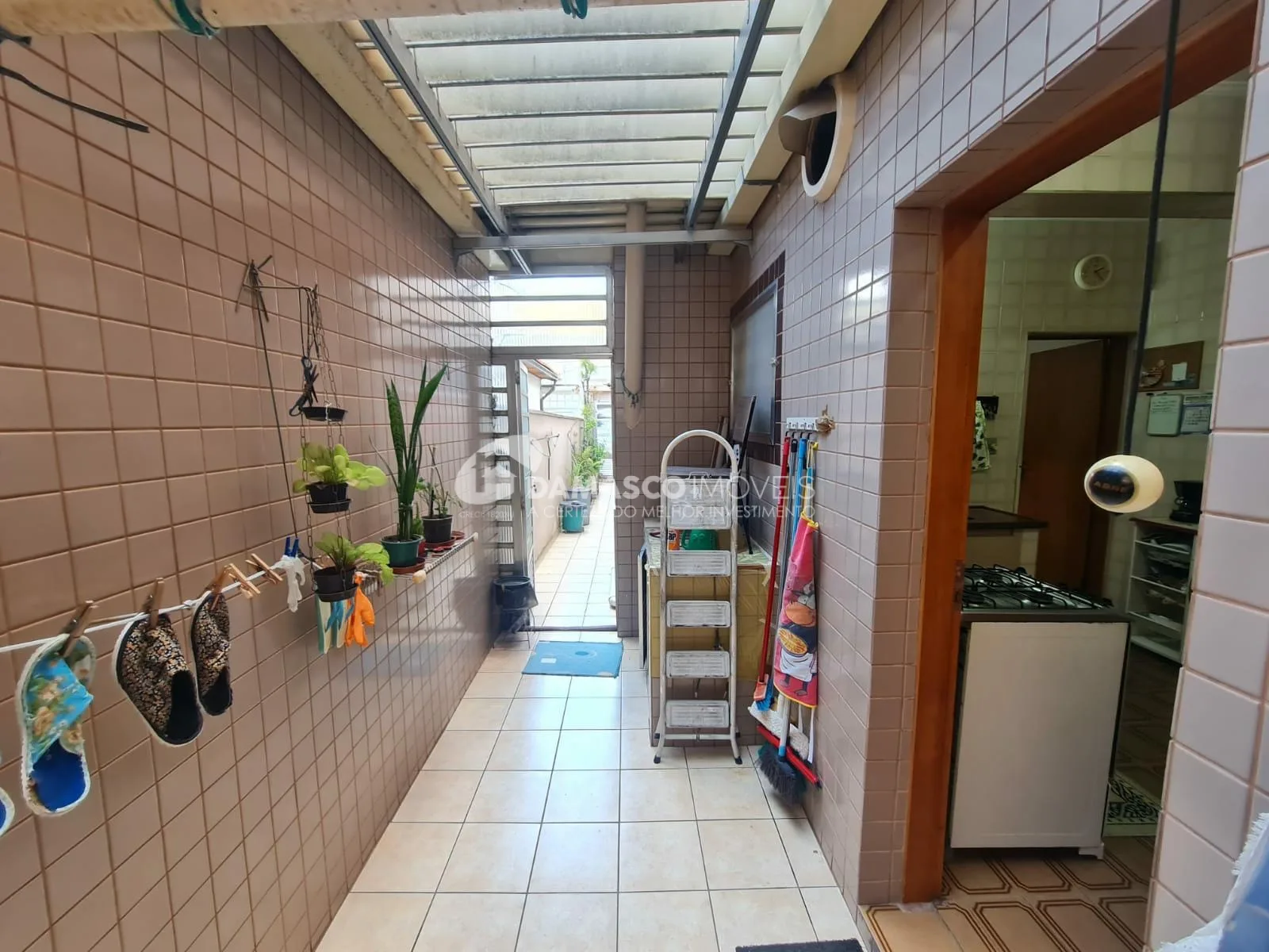 Sobrado à venda 3 Quartos, 1 Suite, 2 Vagas, 145M², Osvaldo Cruz, São Caetano do Sul - SP
