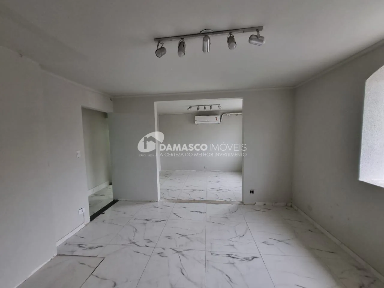 Sobrado para venda, 4 Quartos, 1 Suite, 2 Vagas, Barcelona, São Caetano do Sul - SP