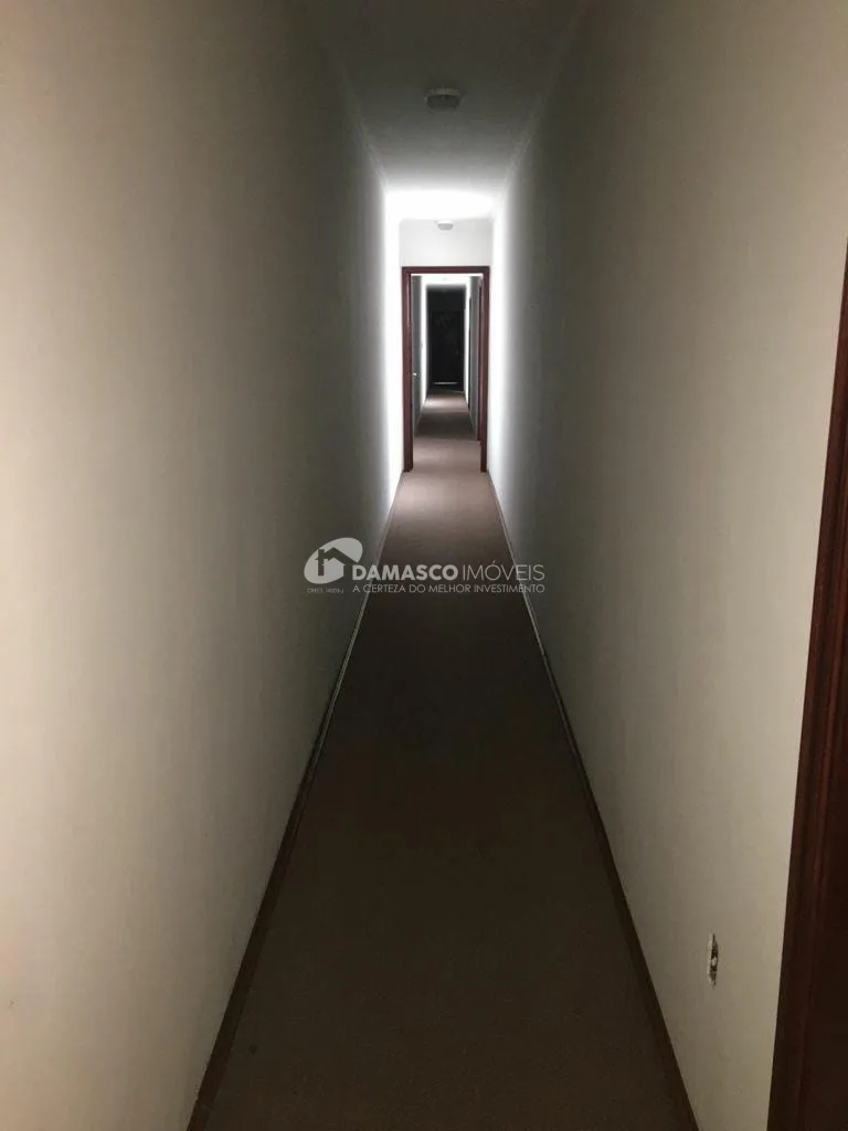 Prédio à venda 3 Quartos, 2 Suites, 10 Vagas, 250M², Barcelona, São Caetano do Sul - SP 