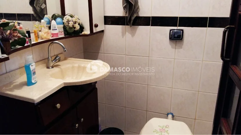 Sobrado à venda 3 Quartos, 1 Suite, 2 Vagas, Campestre, Santo André - SP
