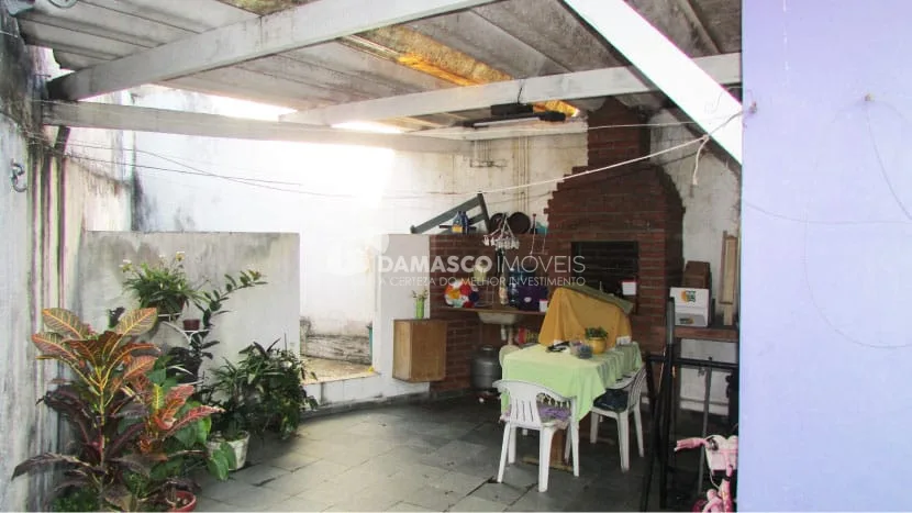 Casa à venda 2 Quartos, 4 Vagas, 228M², Vila Aquilino, Santo André - SP