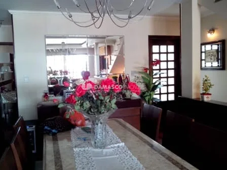 Sobrado à venda 4 Quartos, 1 Suite, 2 Vagas, 273M², Santa Maria, São Caetano do Sul - SP