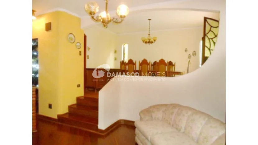 Sobrado à venda 3 Quartos, 1 Suite, 4 Vagas, 140M², Jardim São Caetano, São Caetano do Sul - SP