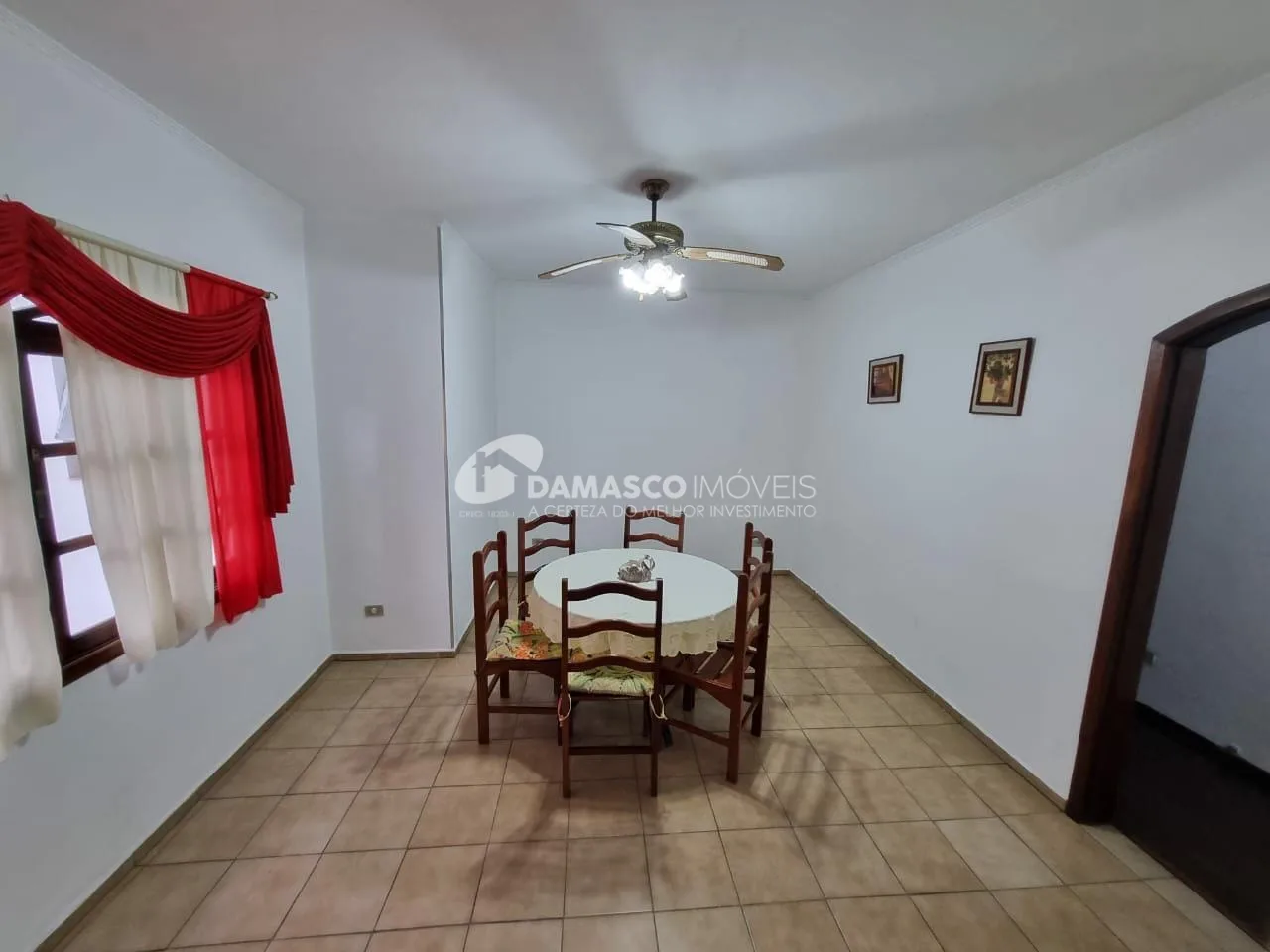 Sobrado à venda 4 Quartos, 2 Suites, 8 Vagas, Rudge Ramos, São Bernardo do Campo - SP