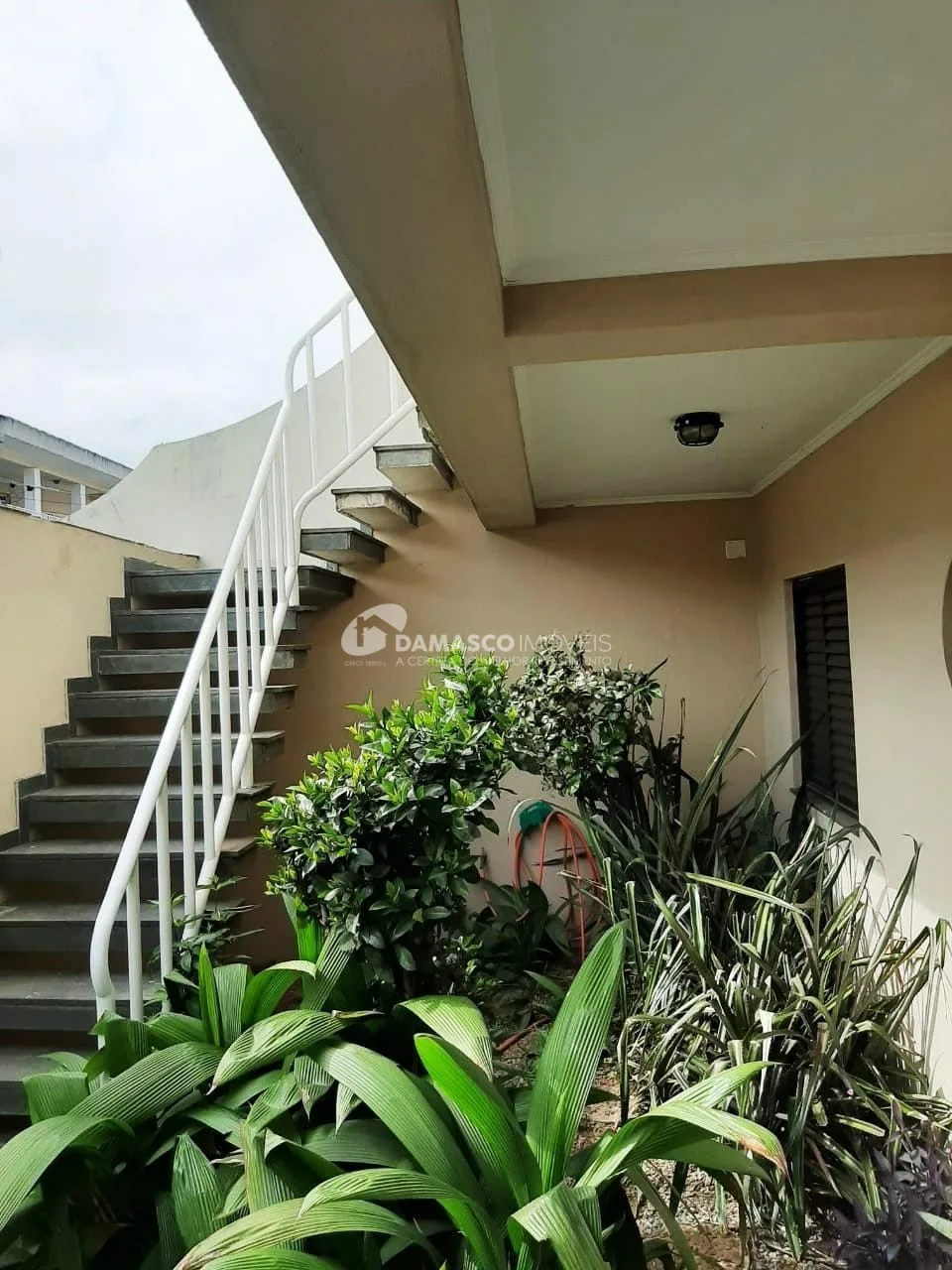 Sobrado à venda 4 Quartos, 2 Suites, 6 Vagas, 462M², Santa Teresinha, Santo André - SP