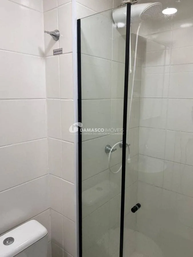 Apartamento com 1 Suite e 1 Vaga de Garagem
