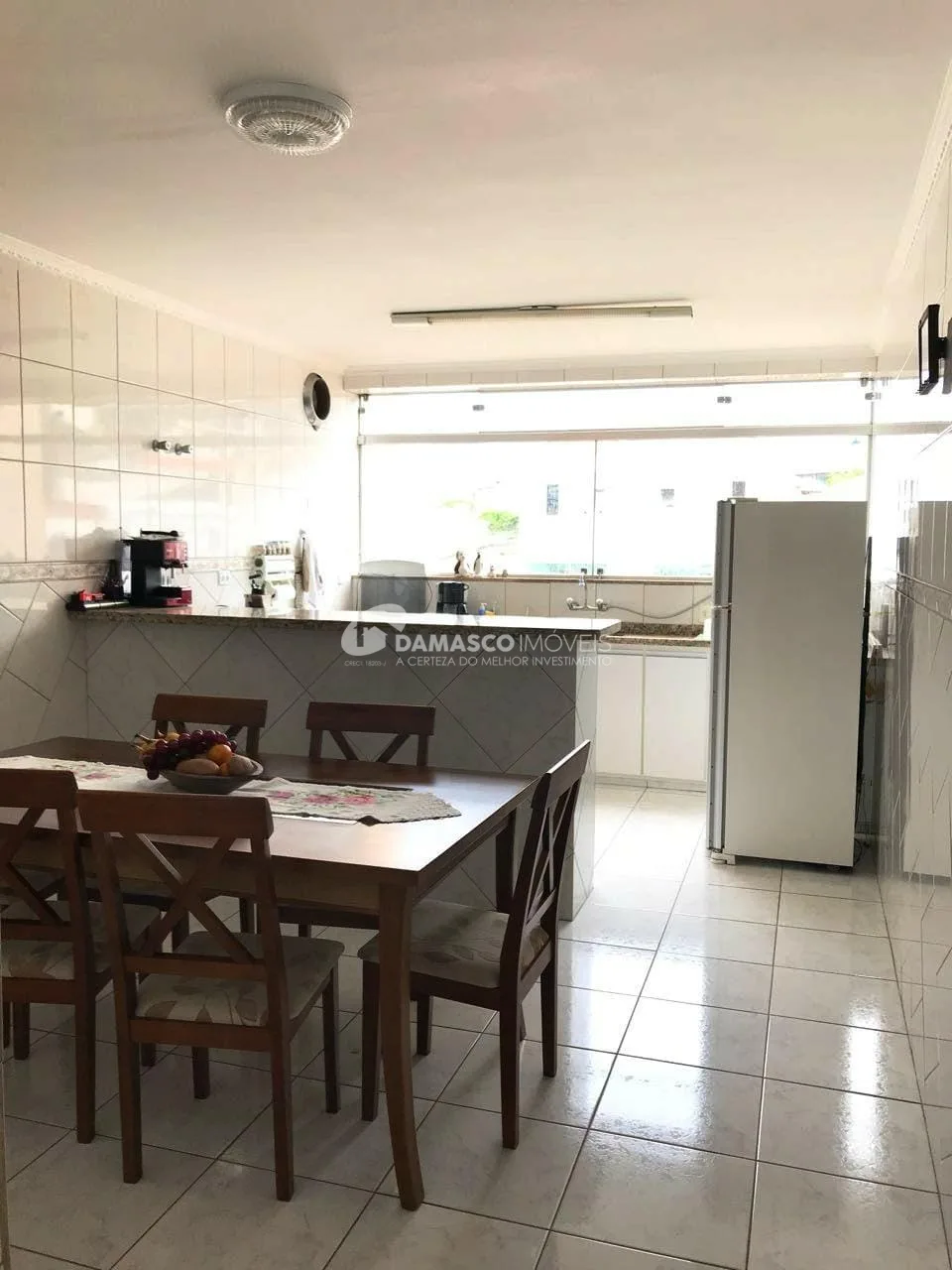 Sobrado à venda 3 Quartos, 1 Suite, 4 Vagas, 179M², Olímpico, São Caetano do Sul - SP