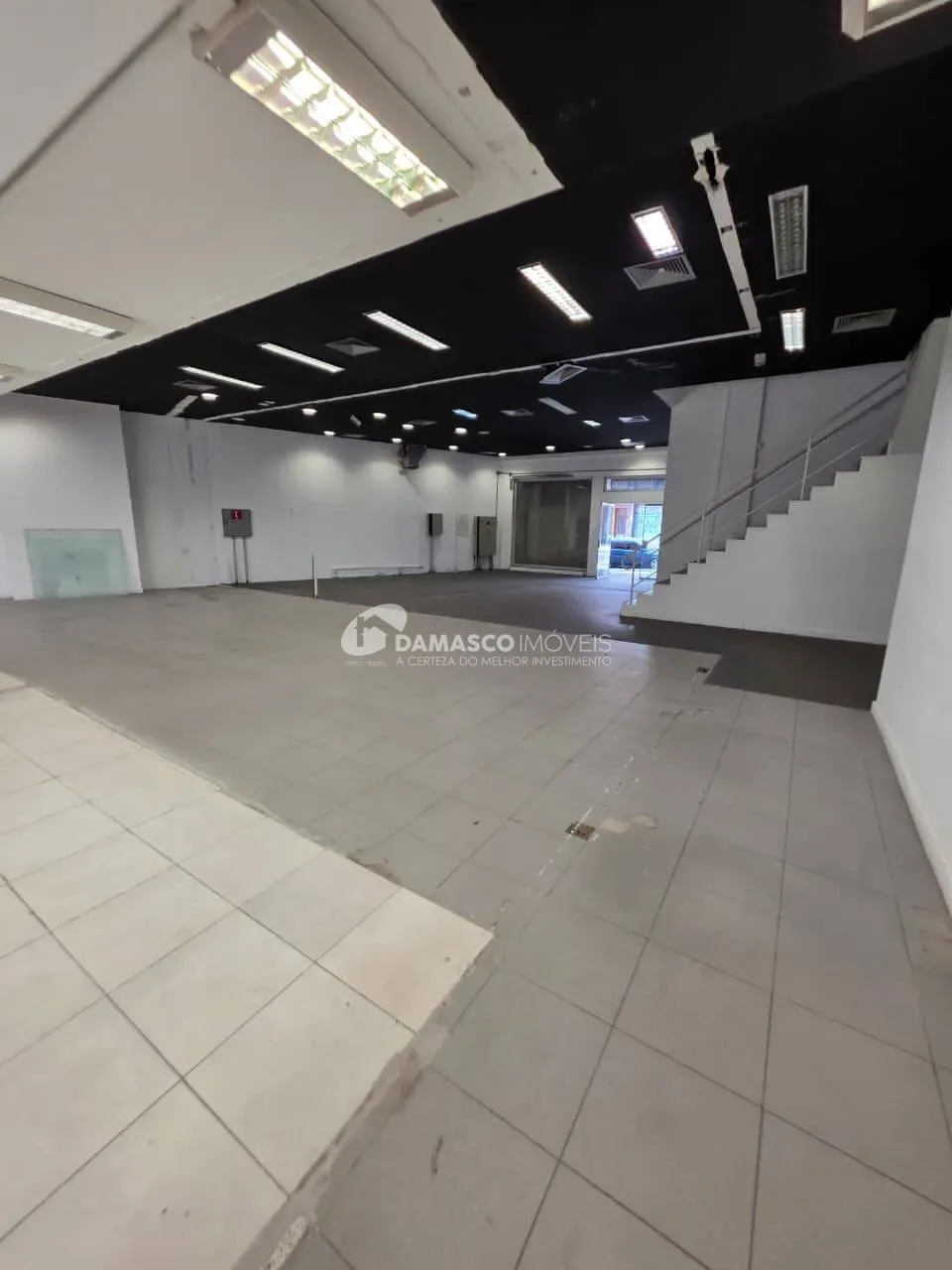 Imóvel Comercial para Locação em Santo André | 1.300 m² | 15 Vagas | Estrutura Completa