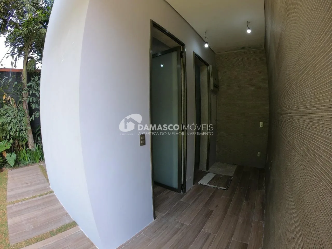 Sobrado à venda 5 Quartos, 5 Suites, 6 Vagas, 950M², Cerâmica, São Caetano do Sul - SP