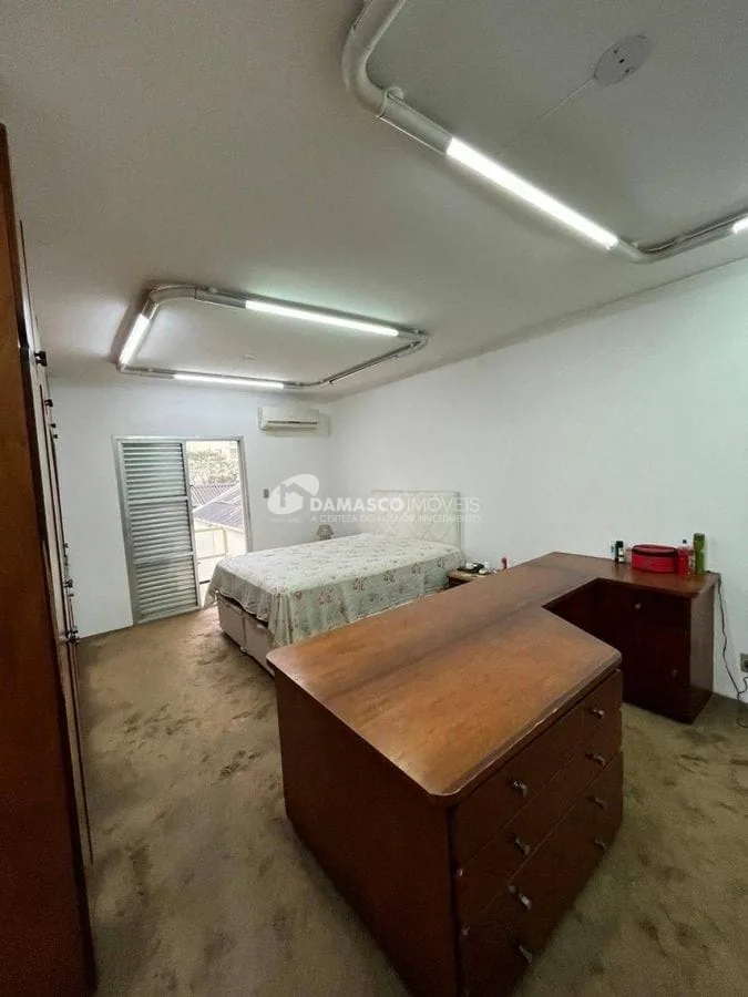 Sobrado à venda 3 Quartos, 3 Suites, 4 Vagas, 355M², Osvaldo Cruz, São Caetano do Sul - SP