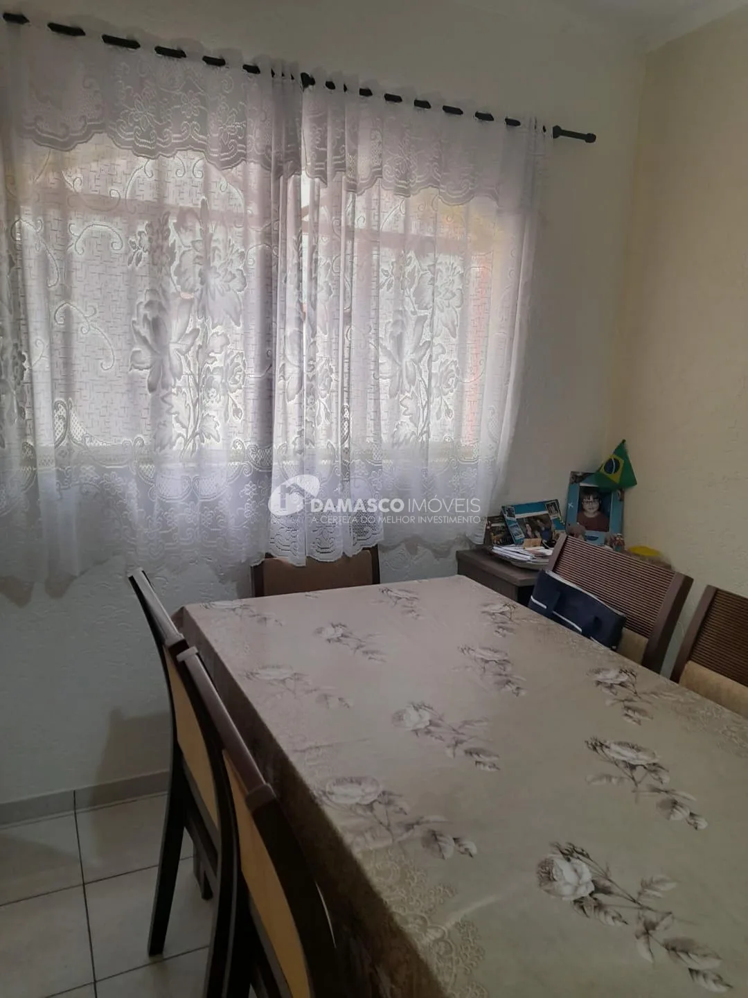 Sobrado à venda 4 Quartos, 2 Suites, 3 Vagas, 210M², Parque Tomas Saraiva, São Paulo - SP