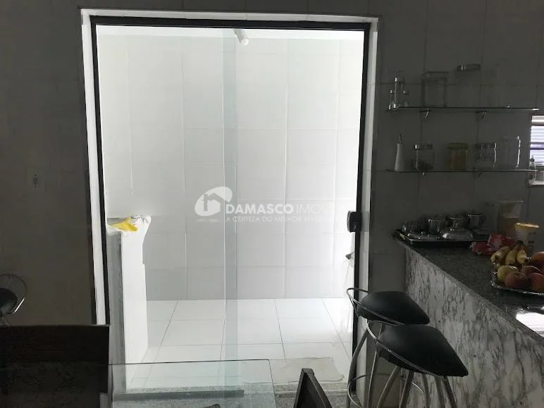 Casa à venda 3 Quartos, 3 Vagas, 250M², Jardim Jaqueira, Caraguatatuba - SP