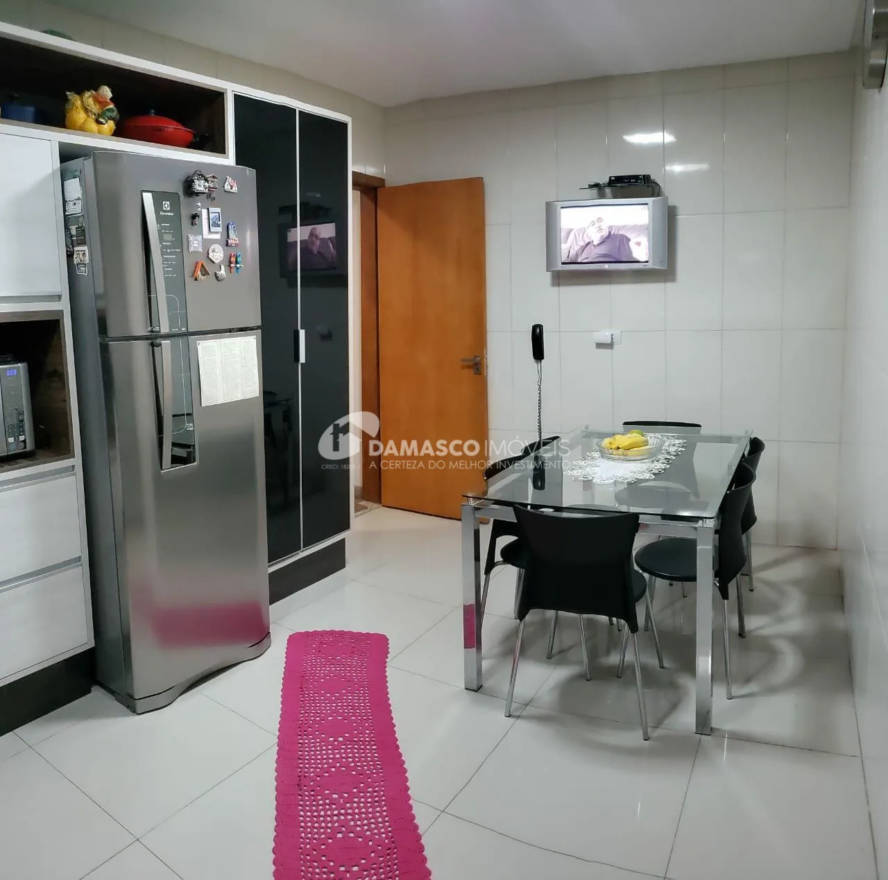 Sobrado à venda 4 Quartos, 1 Suite, 3 Vagas, 240M², Cerâmica, São Caetano do Sul - SP