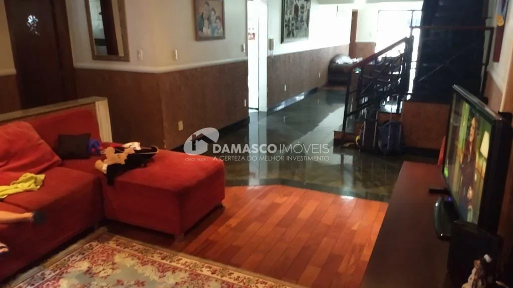 Sobrado à venda 4 Quartos, 1 Suite, 8 Vagas, 400M², Vila Califórnia, São Paulo - SP
