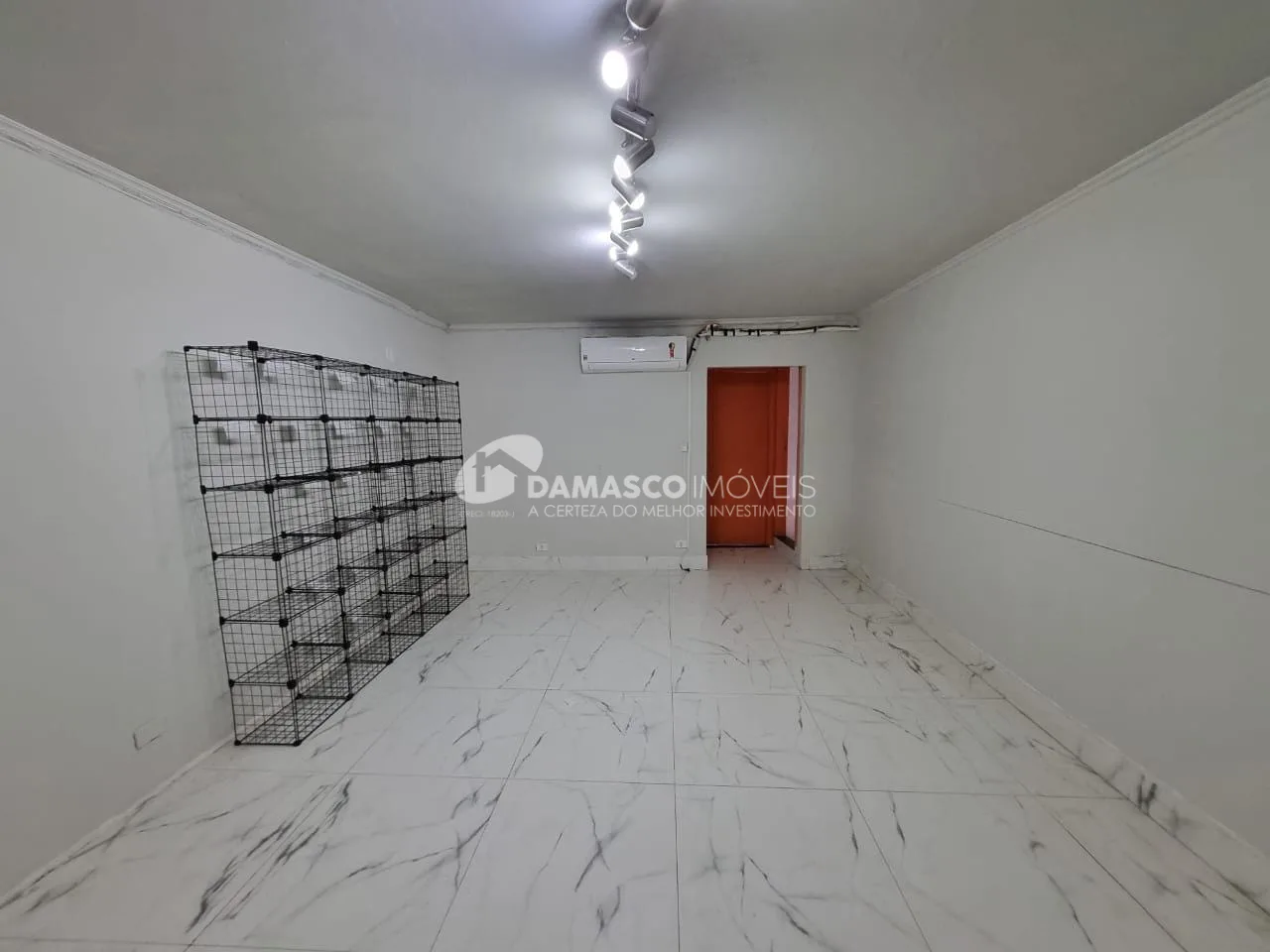 Sobrado para venda, 4 Quartos, 1 Suite, 2 Vagas, Barcelona, São Caetano do Sul - SP