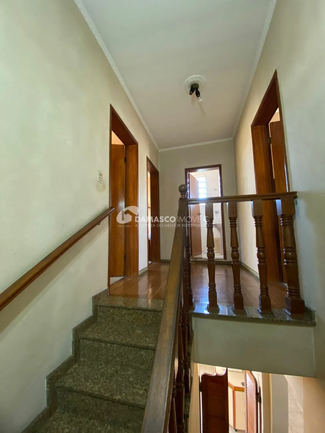 Sobrado à venda 3 Quartos, 1 Suite, 2 Vagas, 195M², Vila Alpina, São Paulo - SP