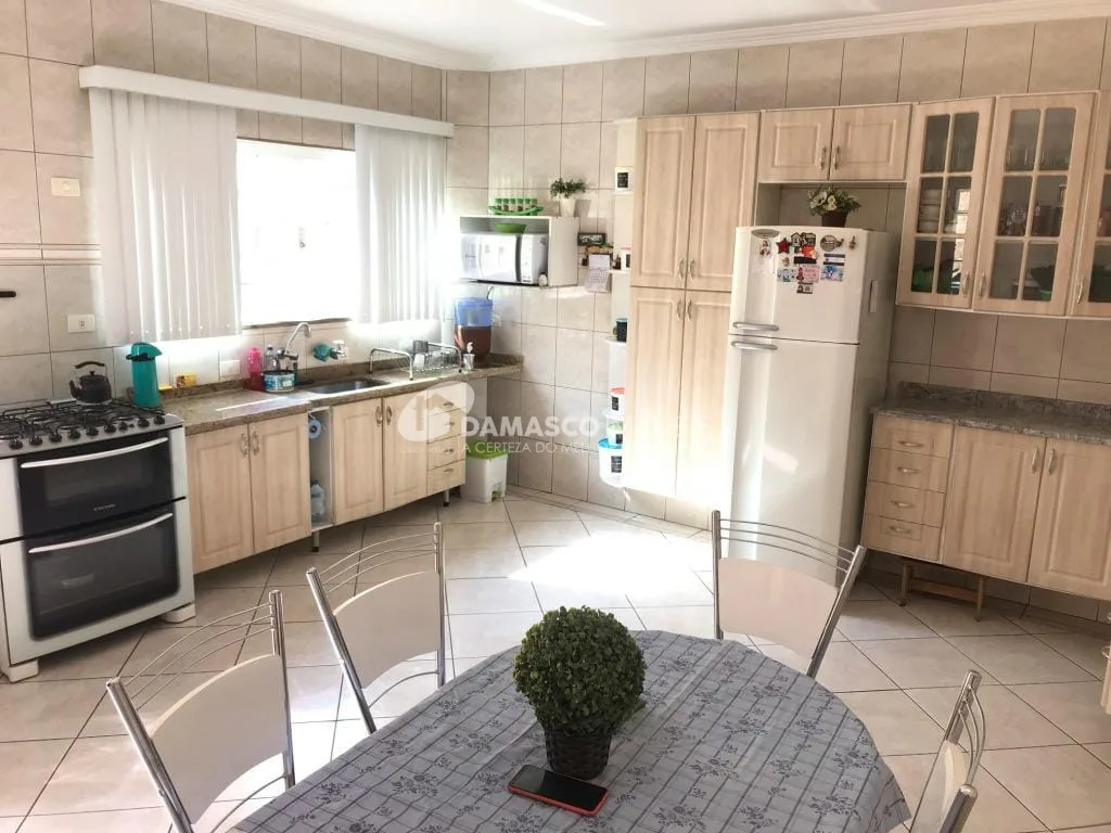 Casa à venda 2 Quartos, 1 Suite, 1 Vaga, 299M², Barcelona, São Caetano do Sul - SP