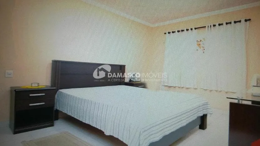 Casa à venda 2 Quartos, 3 Vagas, 205M², Jardim Santa Antonieta, Marília - SP