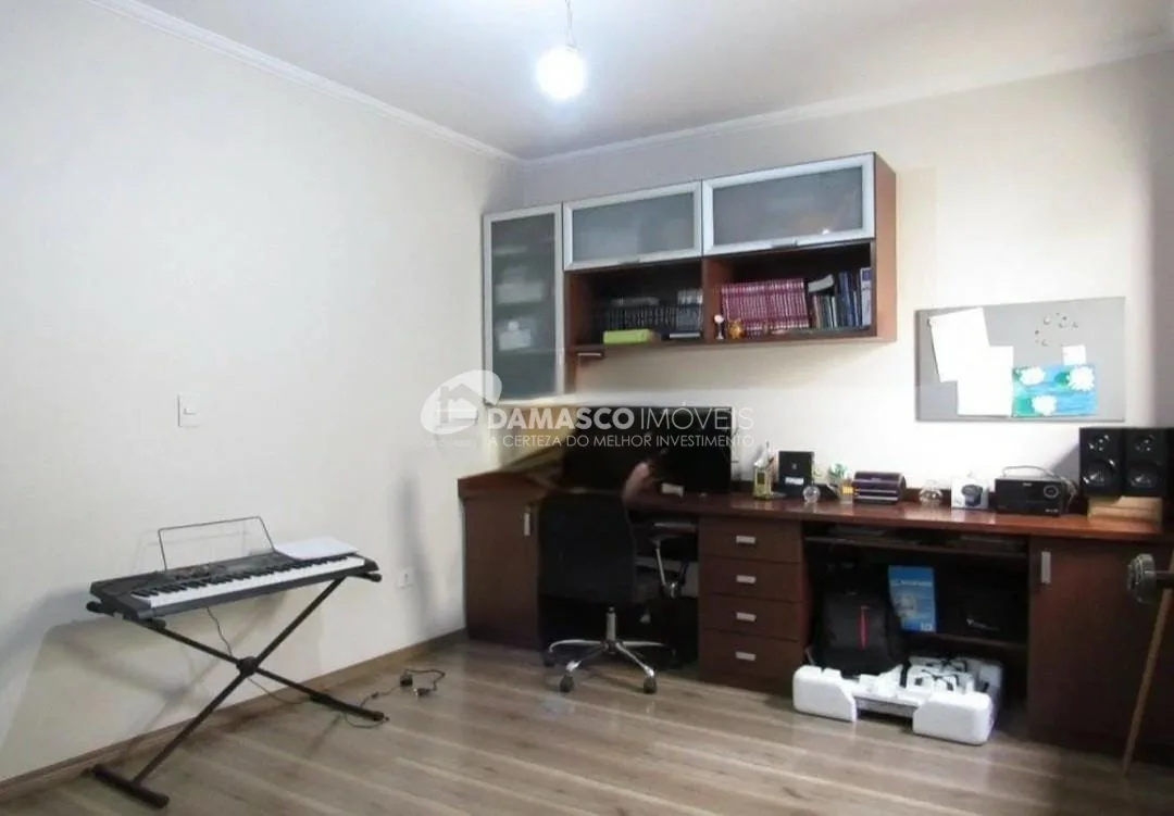 Sobrado à venda 3 Quartos, 3 Suites, 3 Vagas, 150M², Vila Alto de Santo André, Santo André - SP