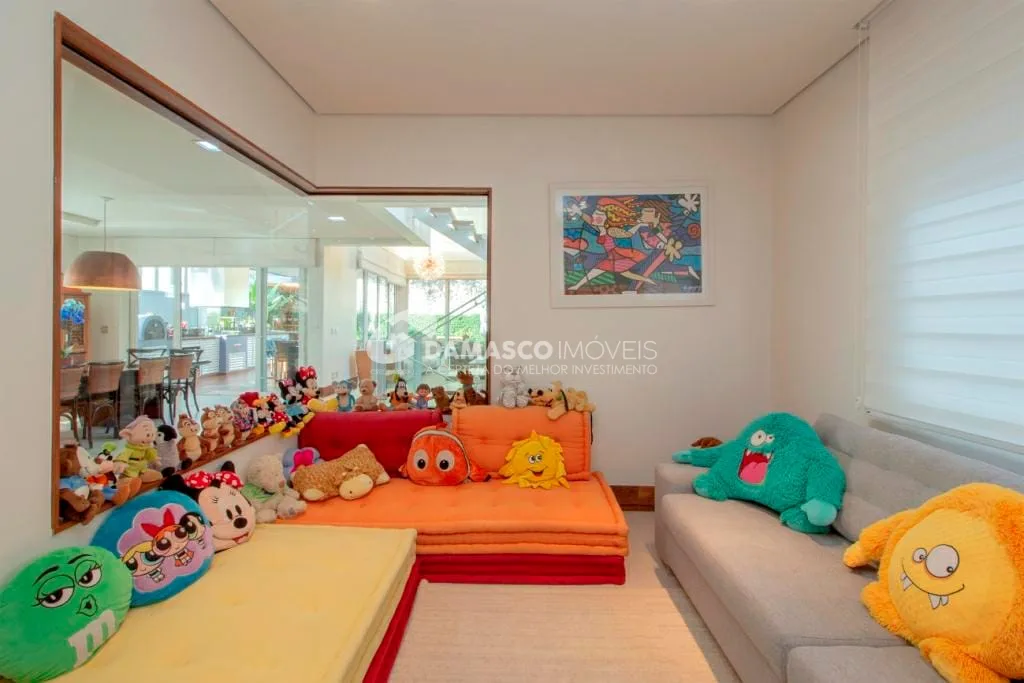 Sobrado à venda 4 Quartos, 4 Suites, 6 Vagas, 550M², Jardim São Caetano, São Caetano do Sul - SP