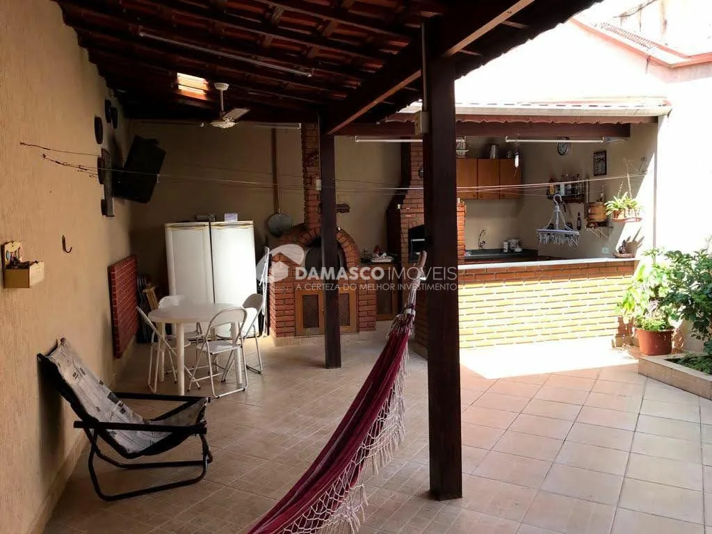 Sobrado à venda 3 Quartos, 1 Suite, 4 Vagas, 155M², Vila Alpina, São Paulo - SP