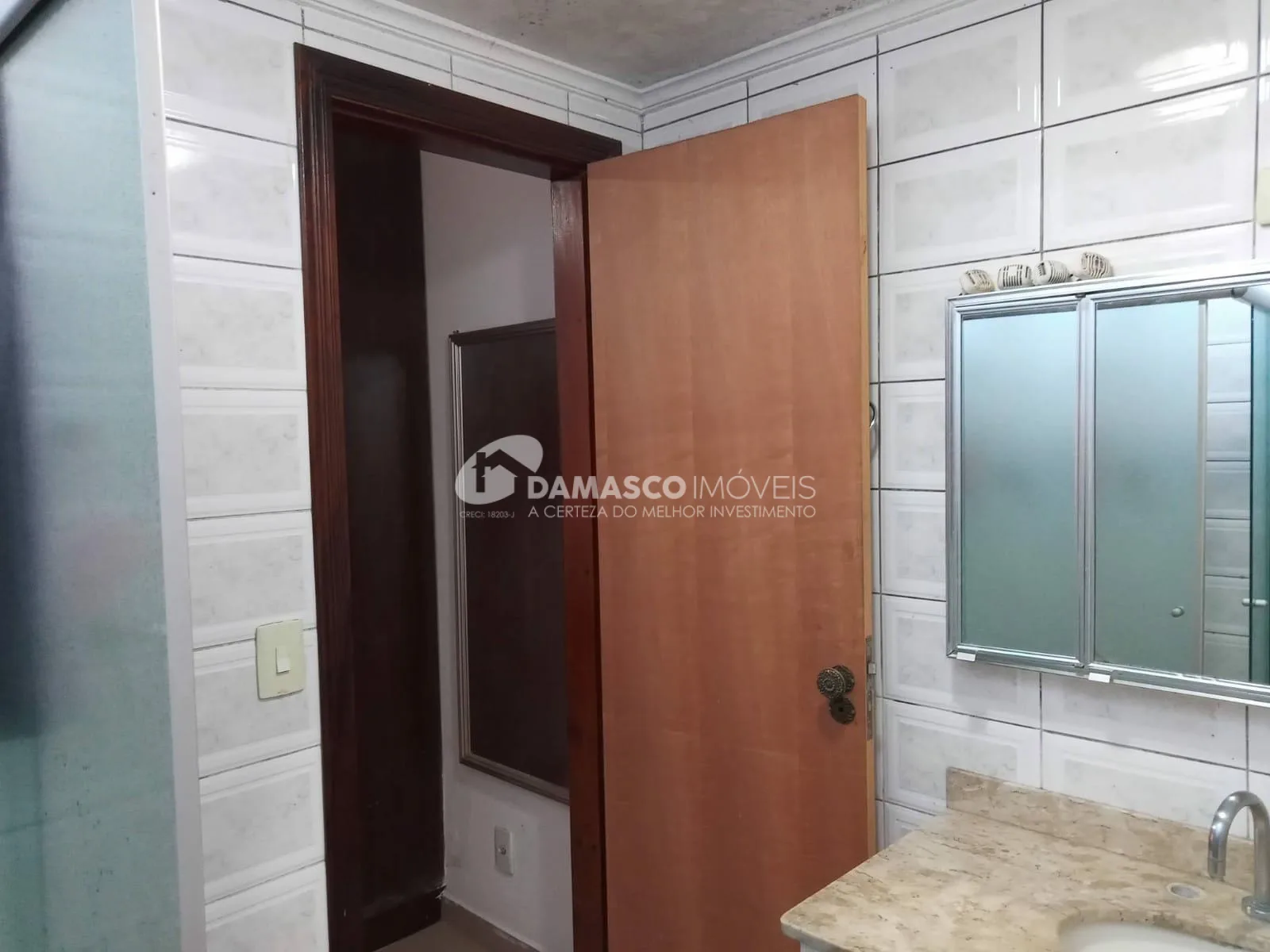 Casa à venda 4 Quartos, 1 Suite, 4 Vagas, Rudge Ramos, São Bernardo do Campo - SP
