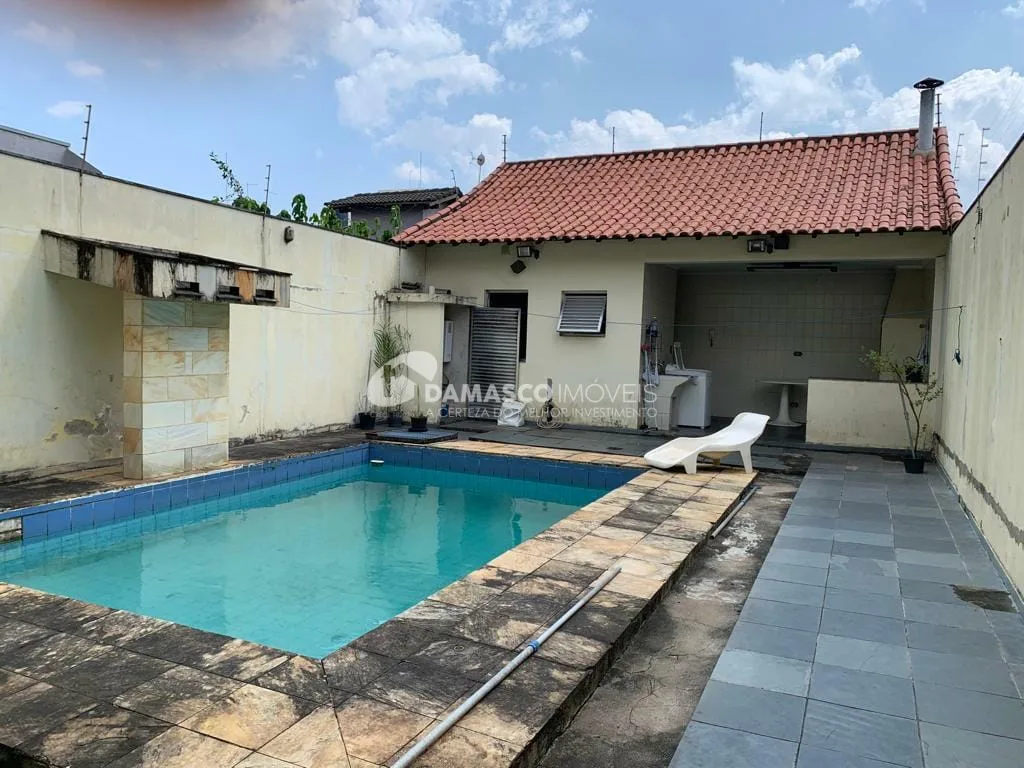 Sobrado à venda 3 Quartos, 1 Suite, 3 Vagas, 307M², Santa Maria, São Caetano do Sul - SP