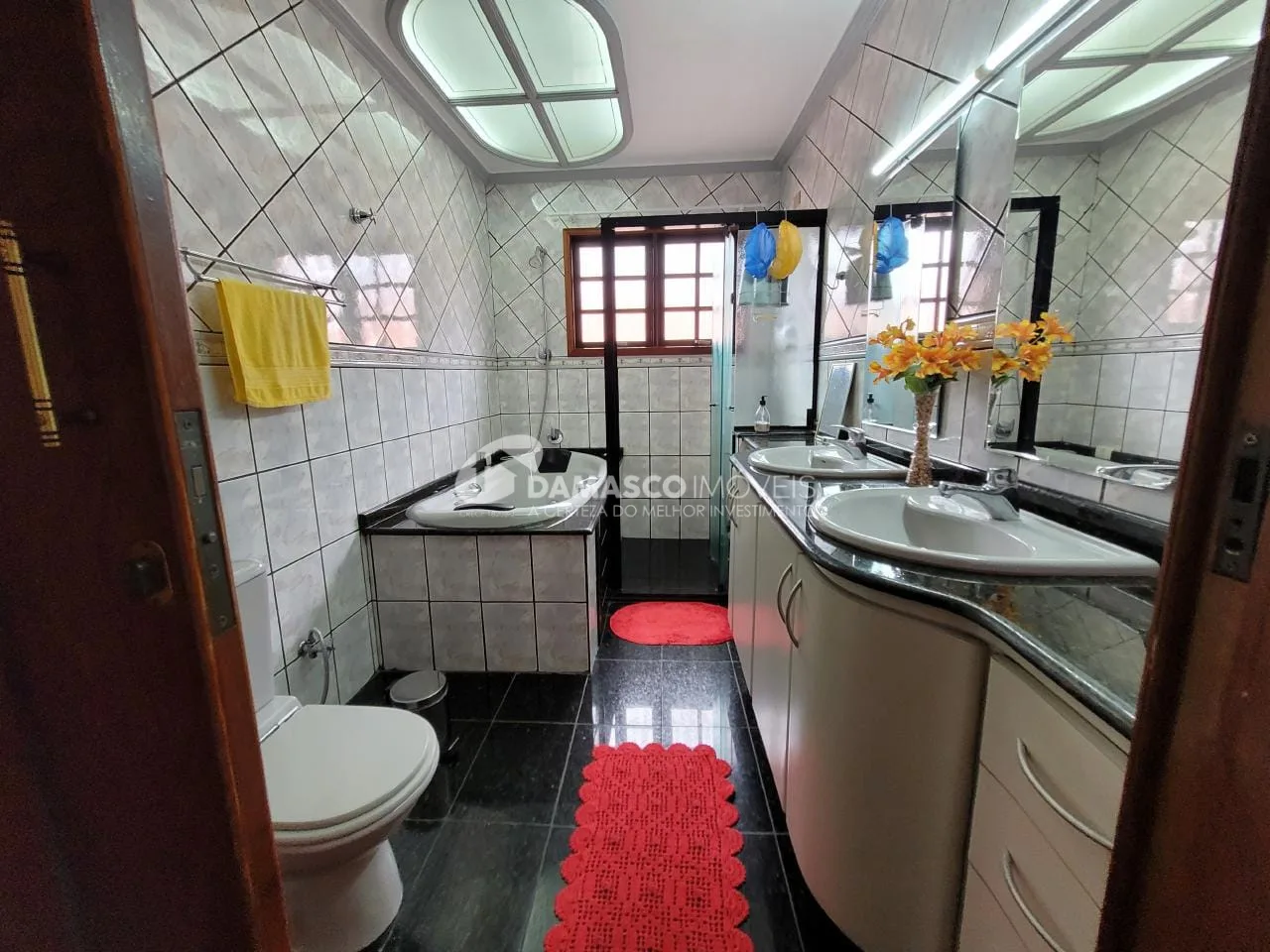 Sobrado à venda 3 Quartos, 2 Vagas, 187M², Campestre, Santo André - SP
