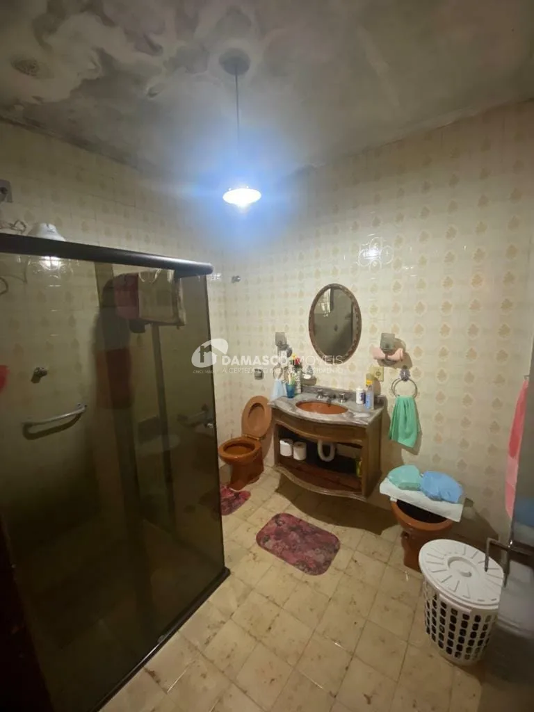 Casa à venda 2 Quartos, 10 Vagas, 237M², Campestre, Santo André - SP