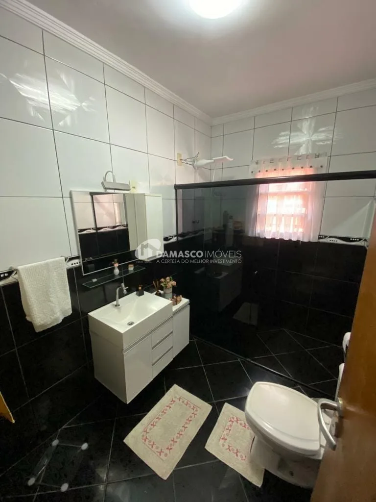 Casa à venda 2 Quartos, 1 Suite, 2 Vagas, 178M², Campestre, Santo André - SP