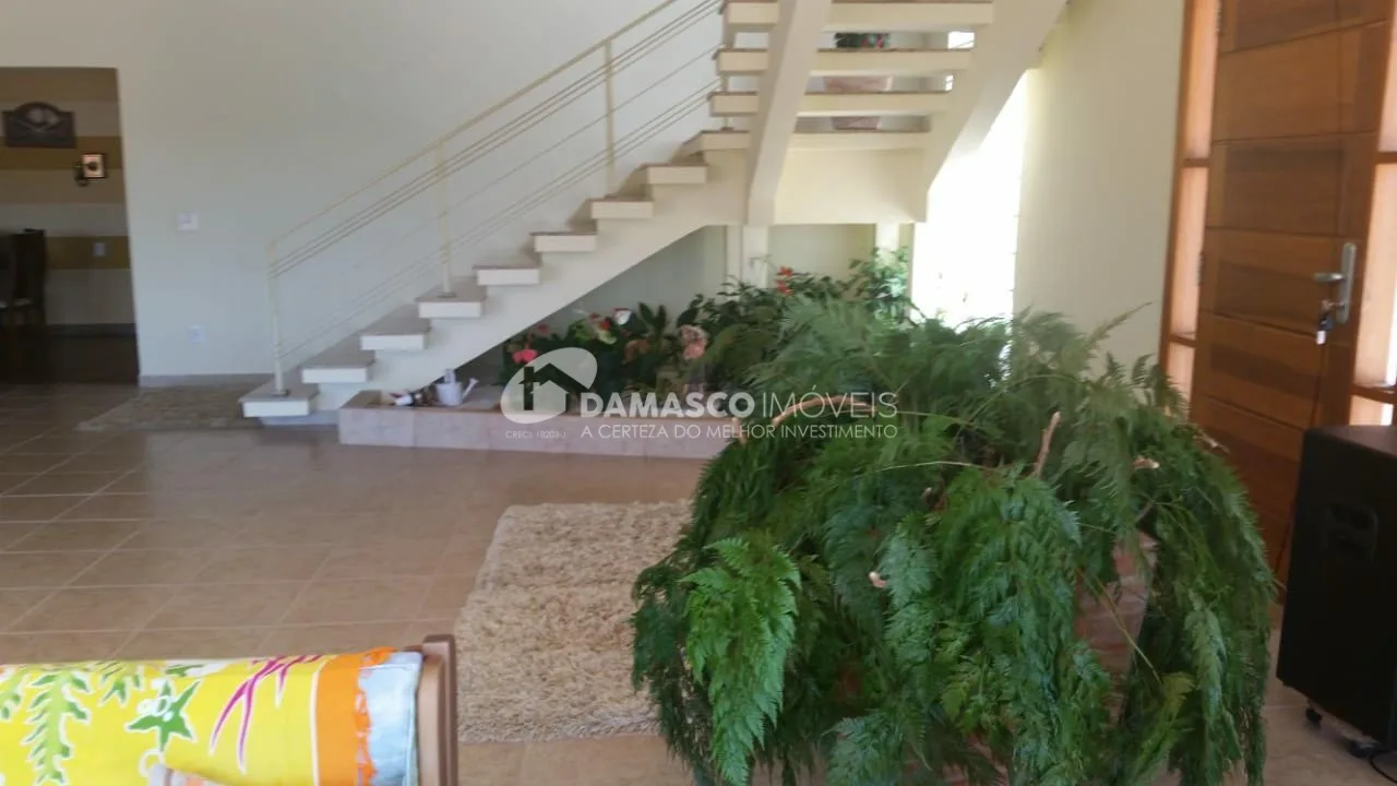 Sobrado à venda 5 Quartos, 5 Suites, 12 Vagas, 750M², Não informado, Piracicaba - SP