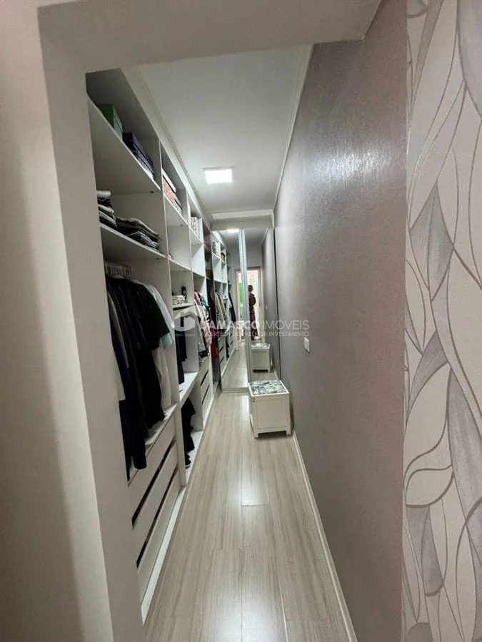 SOBRADO COM ESPAÇO GOURMET NO BAIRRO OLÍMPICO