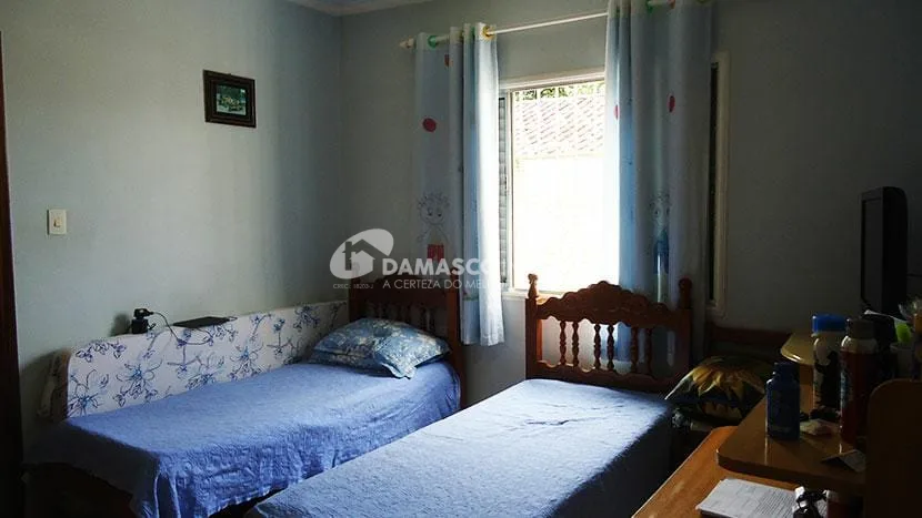 Casa à venda 5 Quartos, 6 Vagas, 237M², Vila Aquilino, Santo André - SP