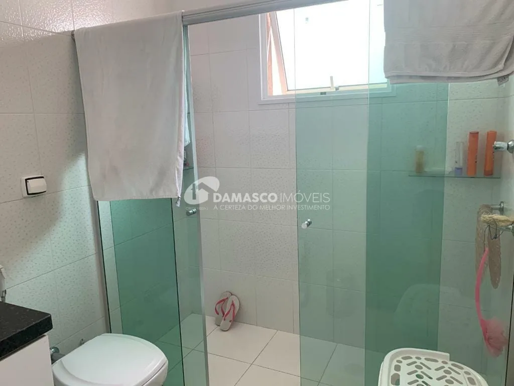 Sobrado à venda 3 Quartos, 1 Suite, 2 Vagas, 173M², Vila Lúcia, São Paulo - SP