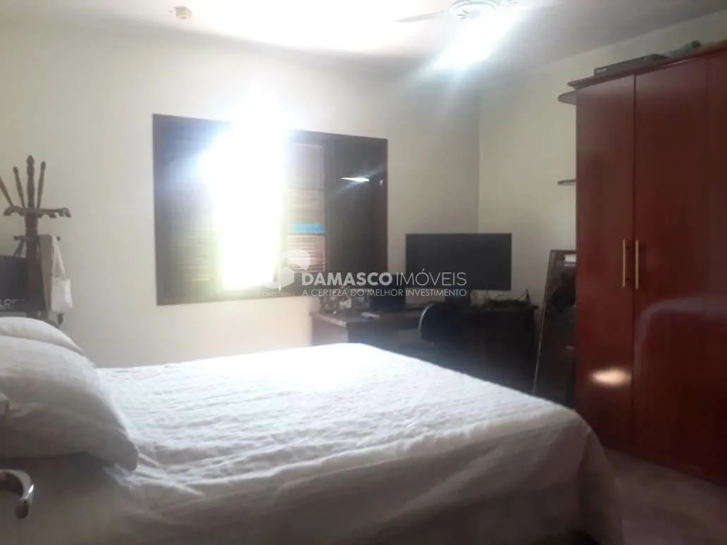 Sobrado à venda,  3 Quartos, 1 Suite, 3 Vagas, 240M² - Olímpico, São Caetano do Sul - SP