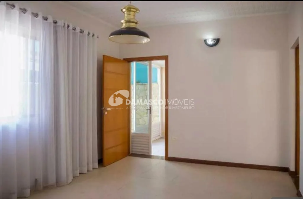 Sobrado à venda 3 Quartos, 4 Vagas, 197 m², Nova Gerty, São Caetano do Sul - SP